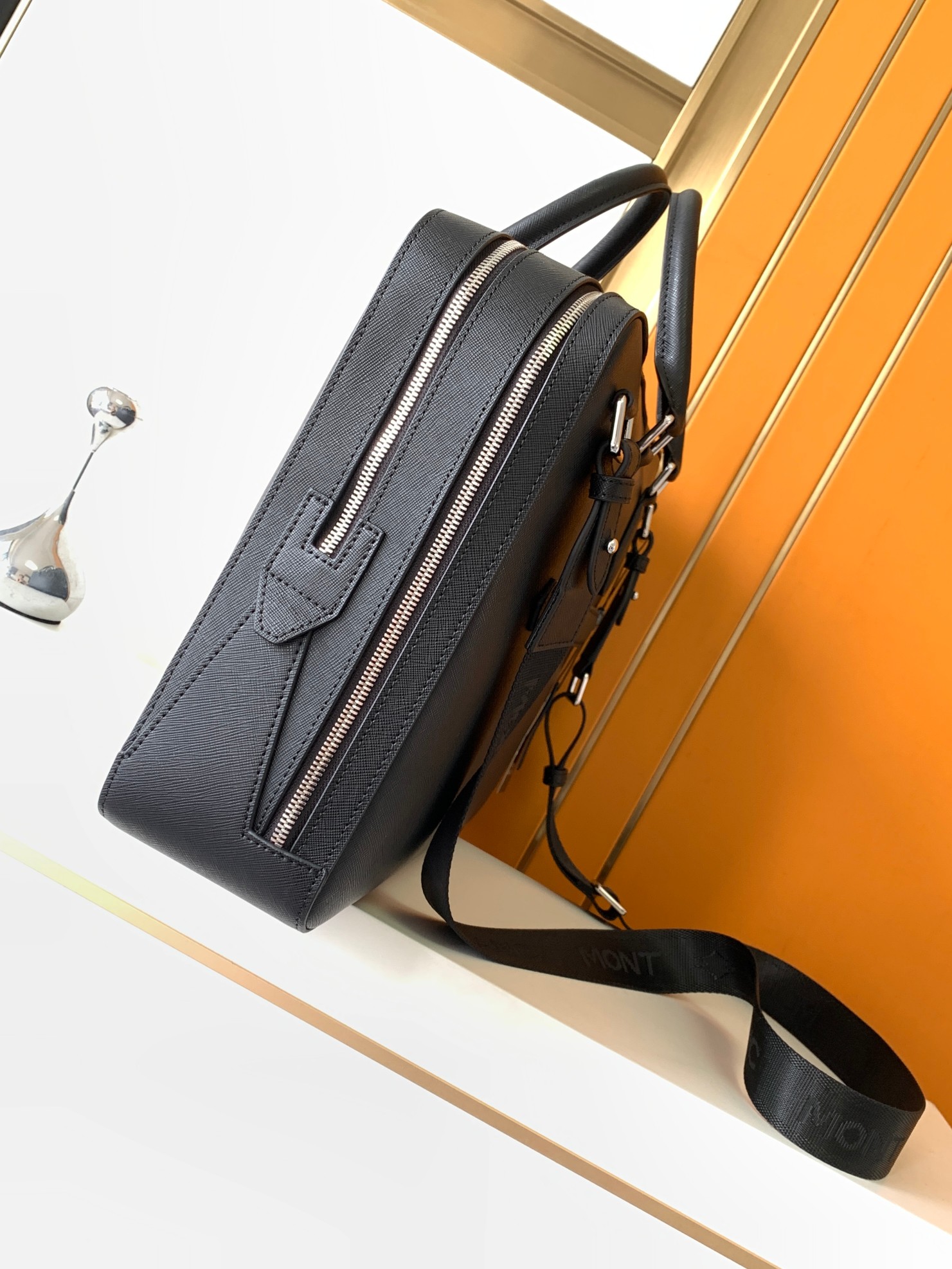 Luxury Men's Top-Handle Bags P - Leather Work Bag Mens ulasan dan harga