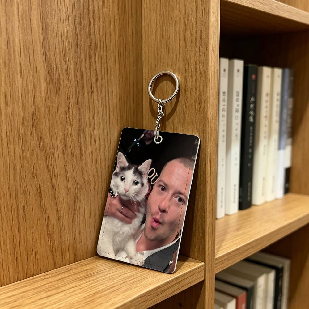 actor J-Joseph Quinn Cat Badge - Leather Work Leather ulasan dan harga